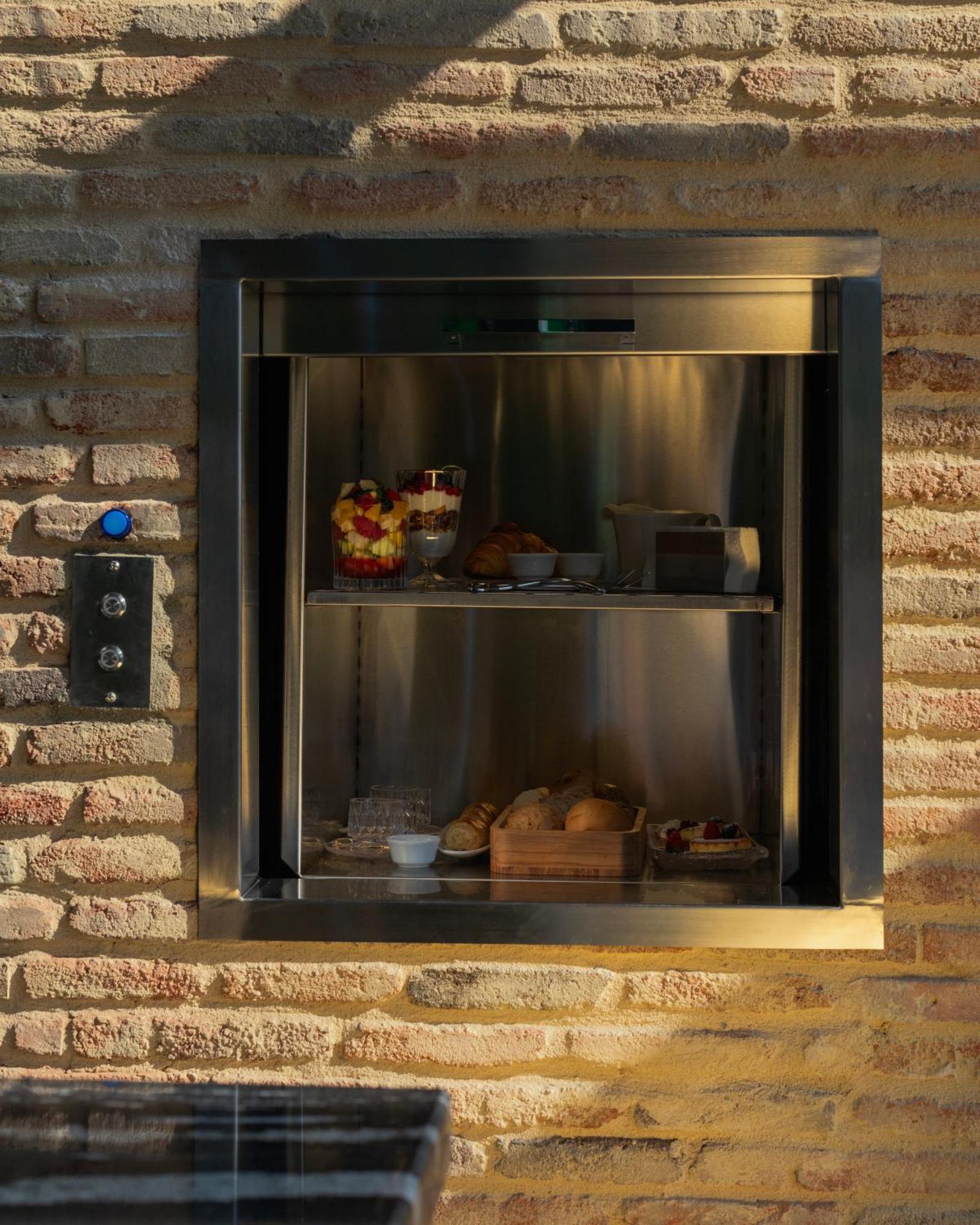 Puris Moedani Boutique Hotel Tiflis Dış mekan fotoğraf