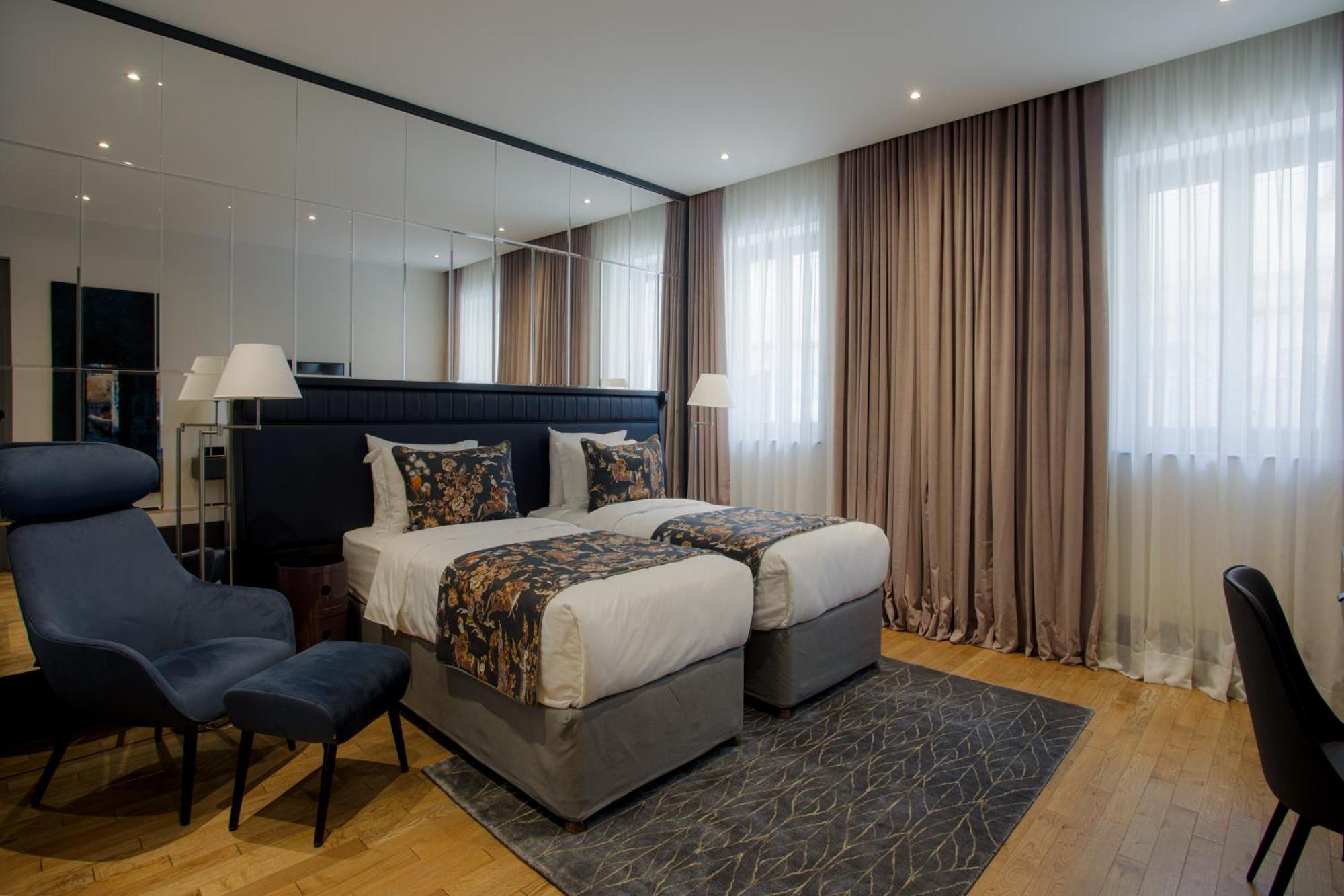 Puris Moedani Boutique Hotel Tiflis Dış mekan fotoğraf