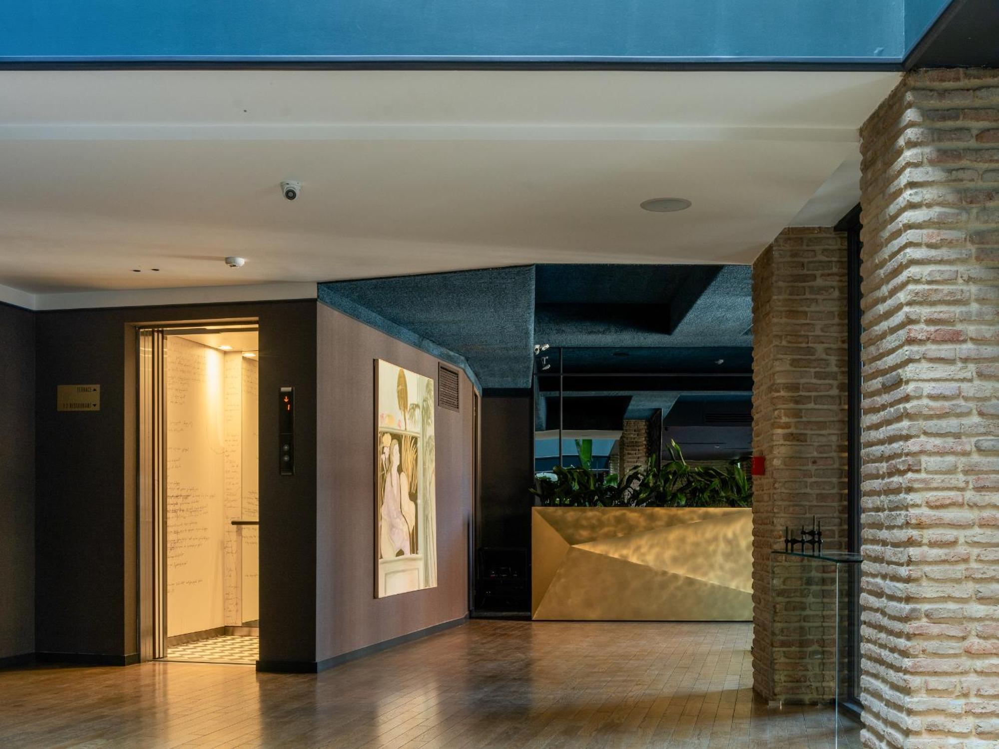 Puris Moedani Boutique Hotel Tiflis Dış mekan fotoğraf